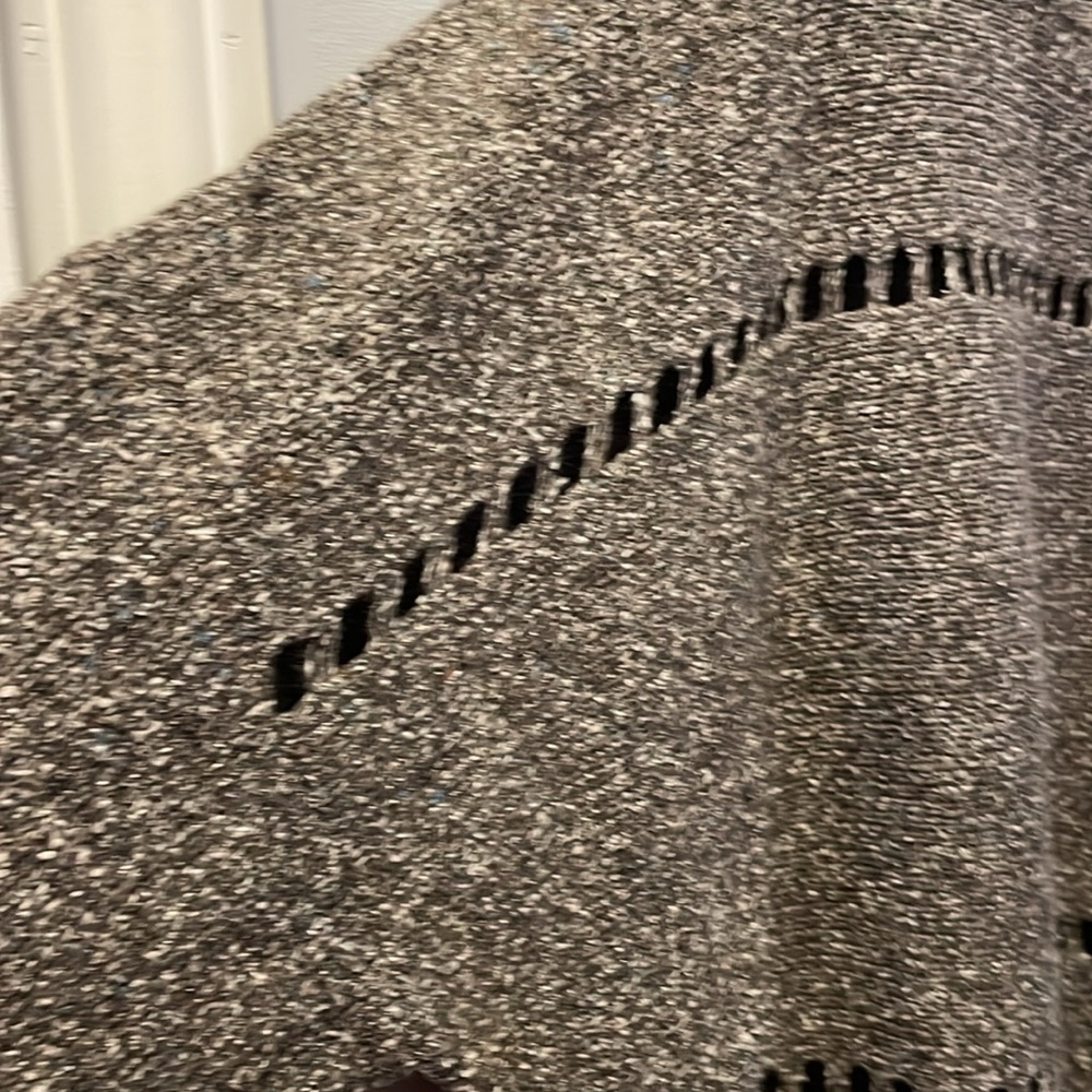 High neck sweater with 3/4 sleeves - Picture 2 of 5